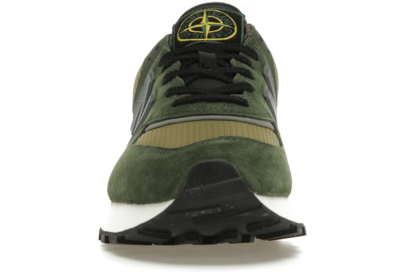 New Balance 574 Legacy Stone Island Dunkelgrün
