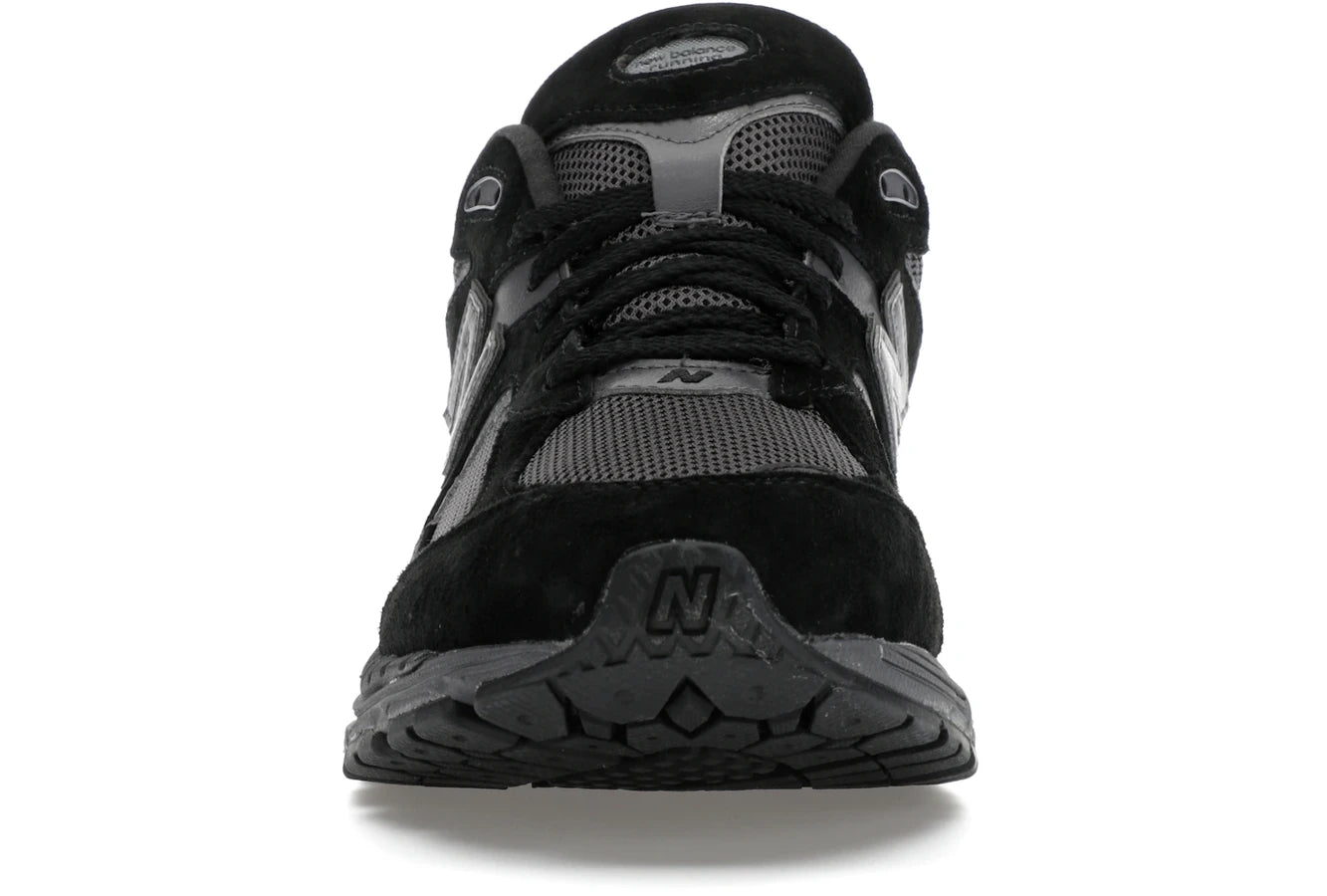 New Balance 2002R Schwarz Dunkelgrau