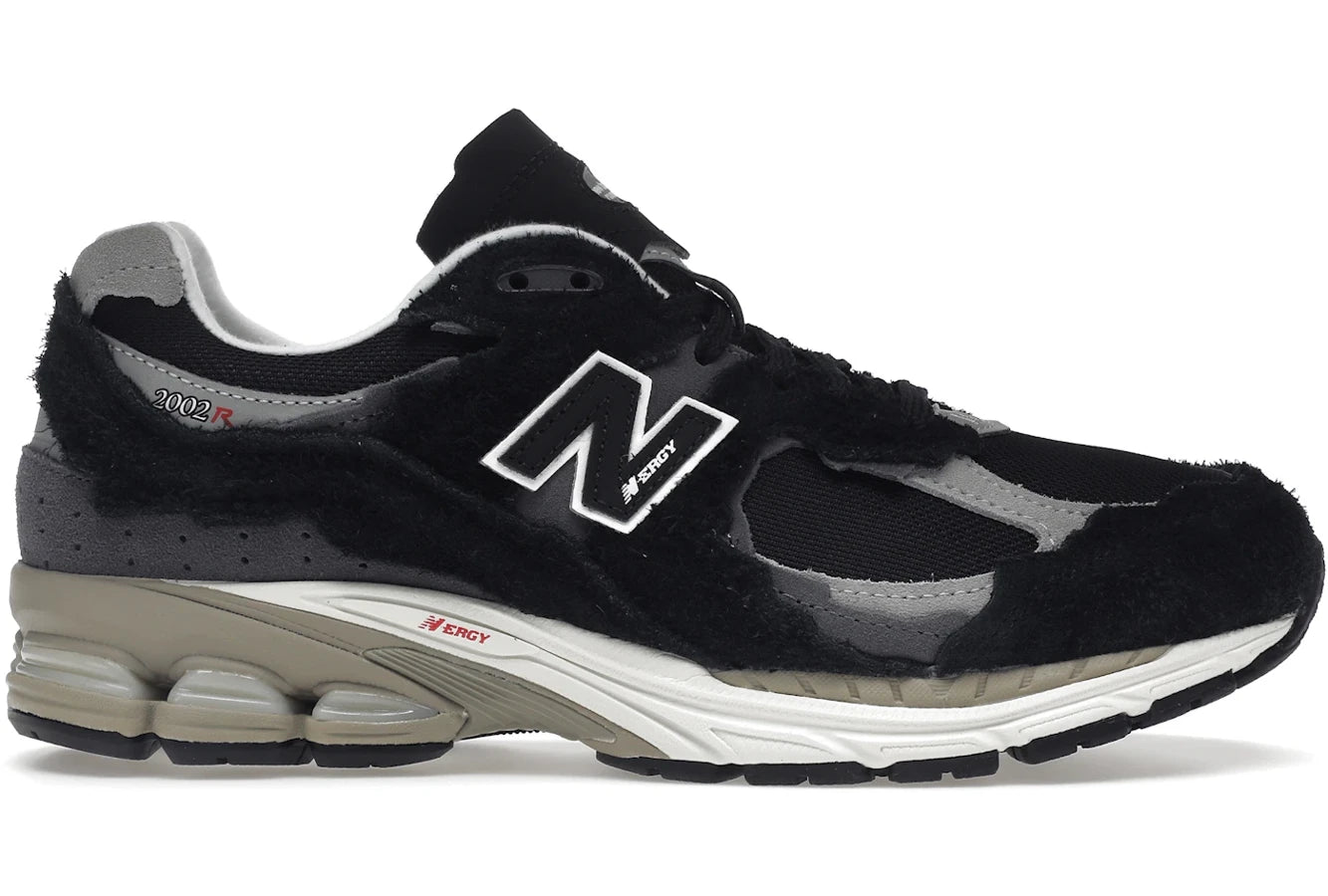 New Balance 2002R Protection Pack Black Grey