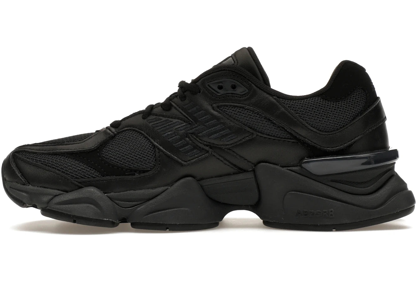 New Balance 9060 Triple Black Leder