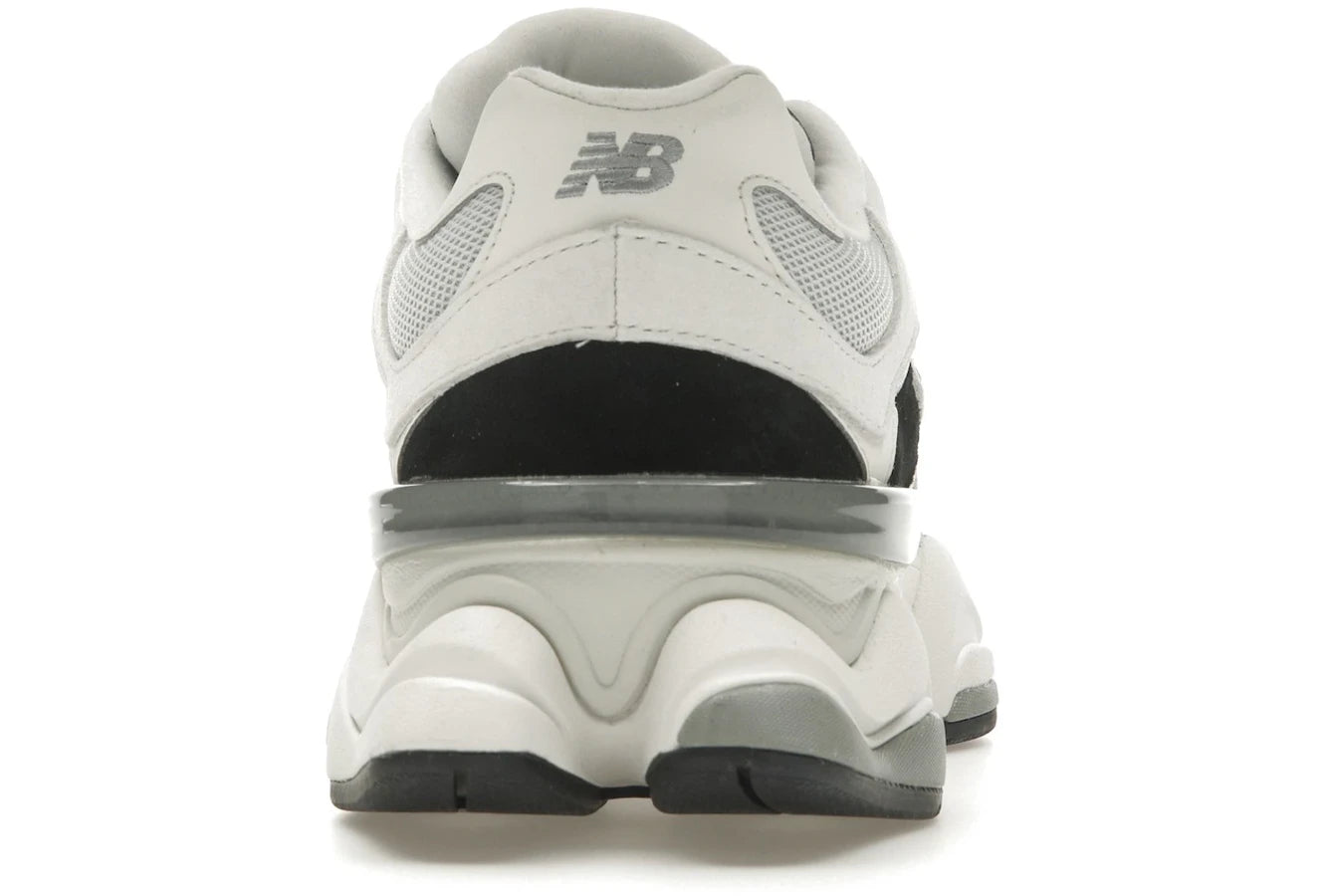 New Balance 9060 Grau Jet Black