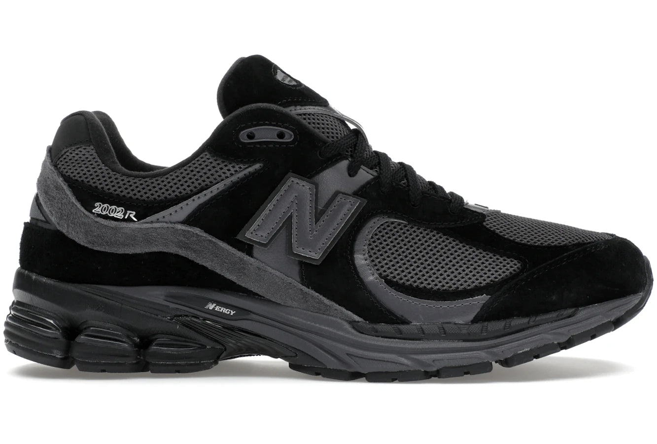 New Balance 2002R Schwarz Dunkelgrau