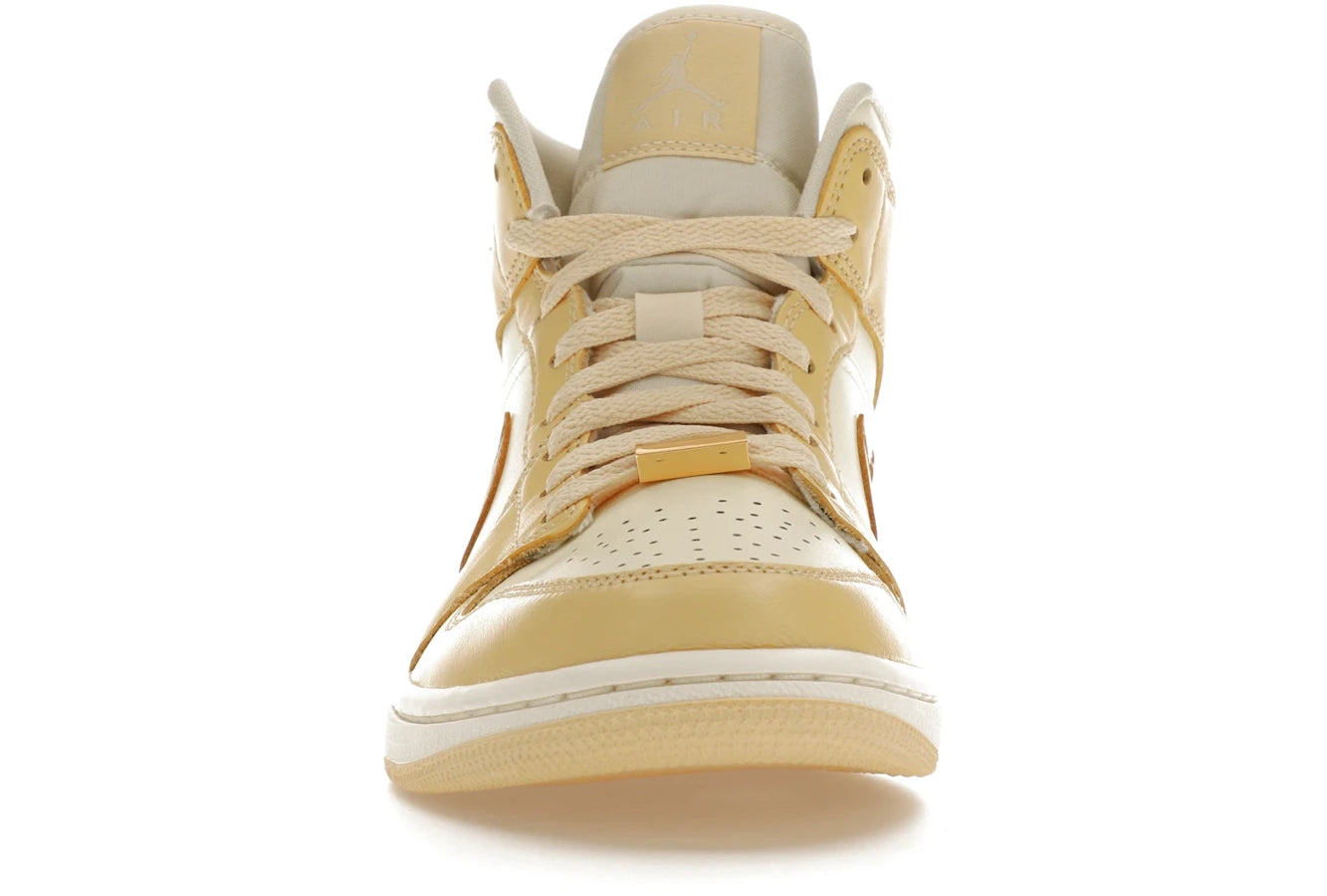 Air Jordan 1 Mid SE Pale Vanilla Metallic Gold