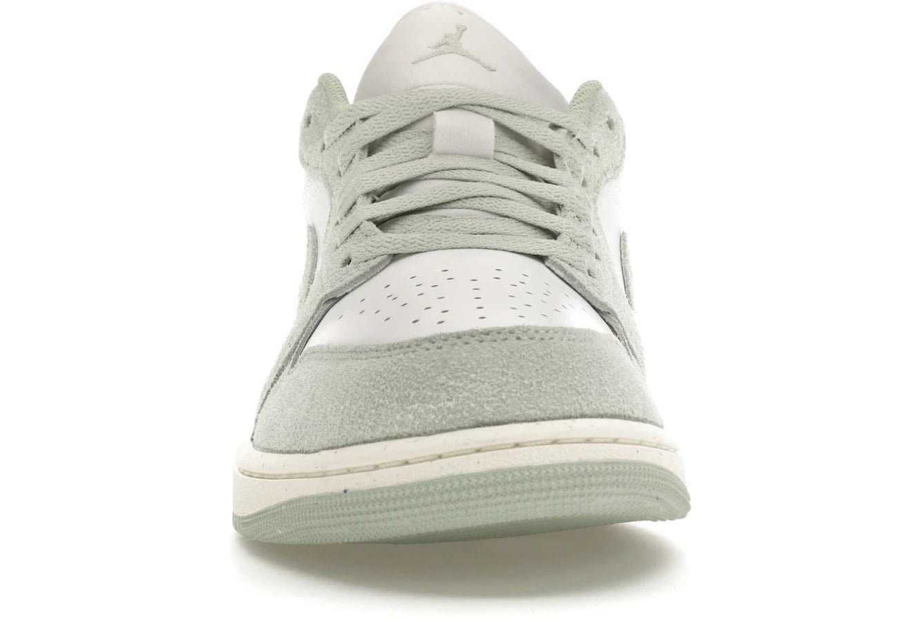 Air Jordan 1 Low SE Seafoam