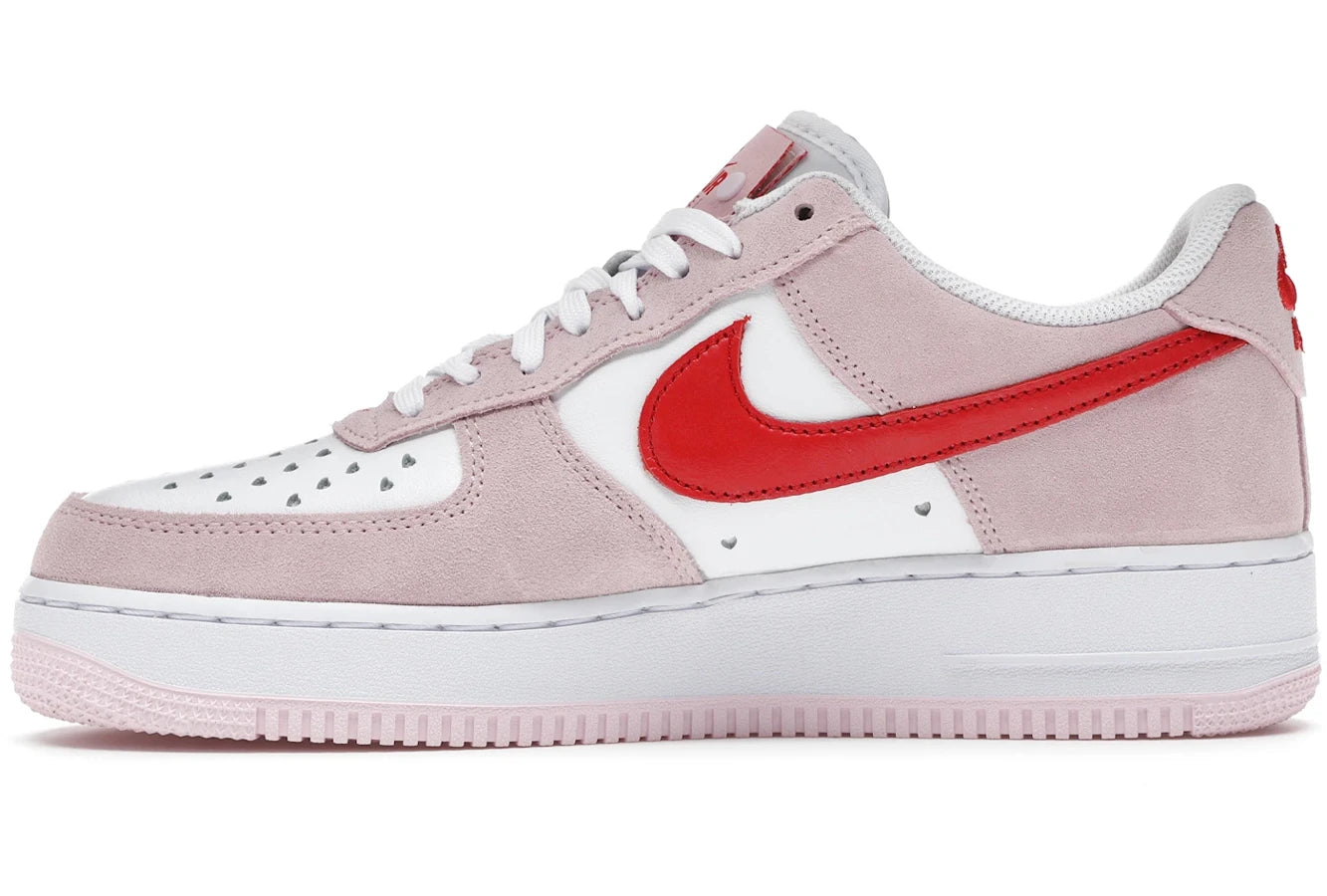 Nike Air Force 1 Low '07 QS Valentine's Day Liebesbrief
