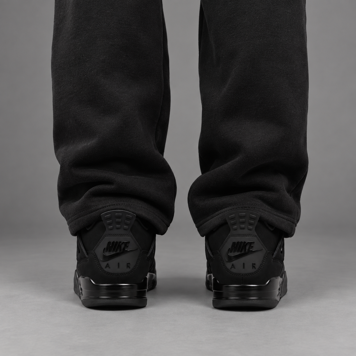 Air Jordan 4 Retro Black Cat (2025)