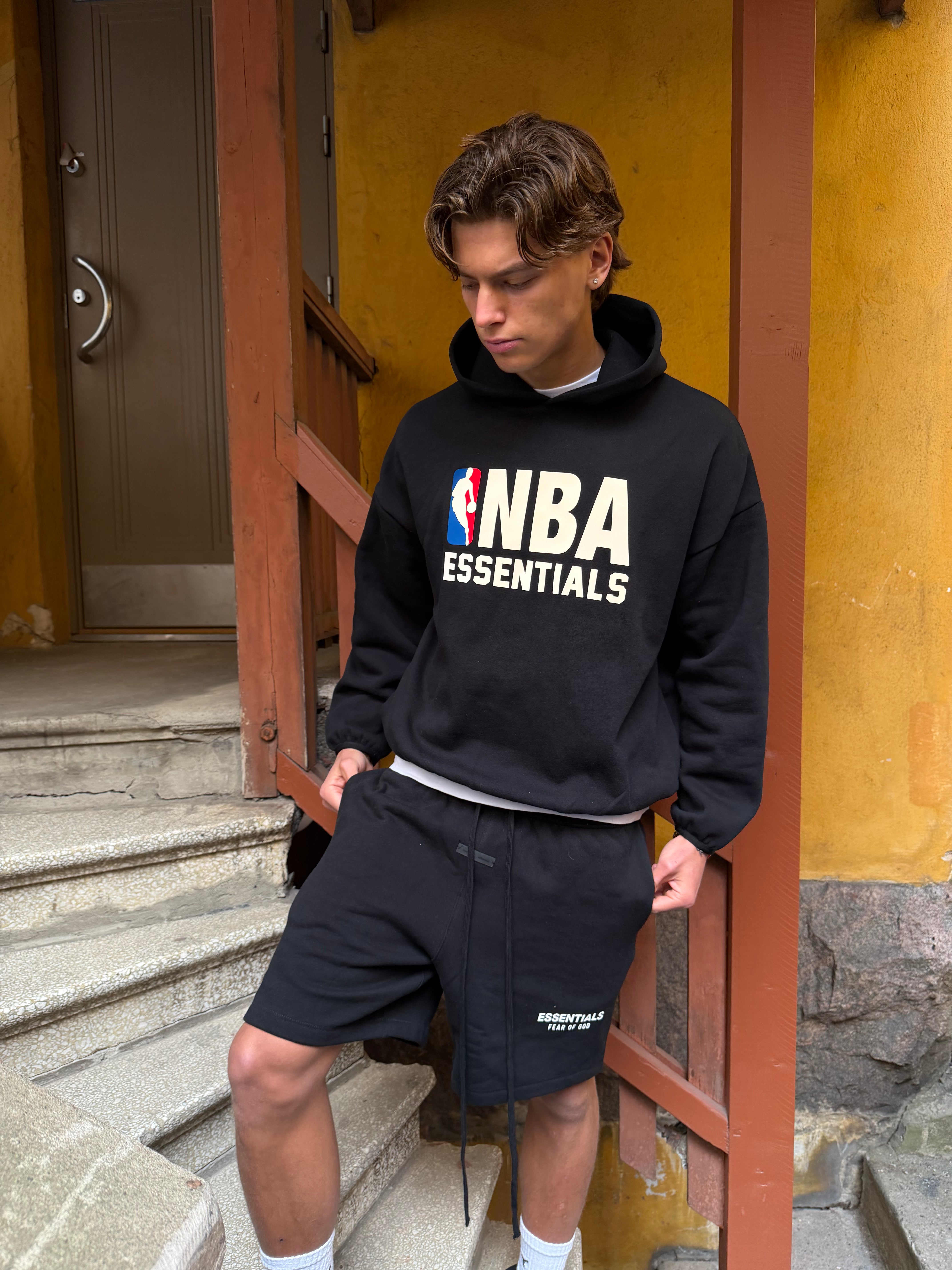 Fear of God Essentials NBA Hoodie Schwarz
