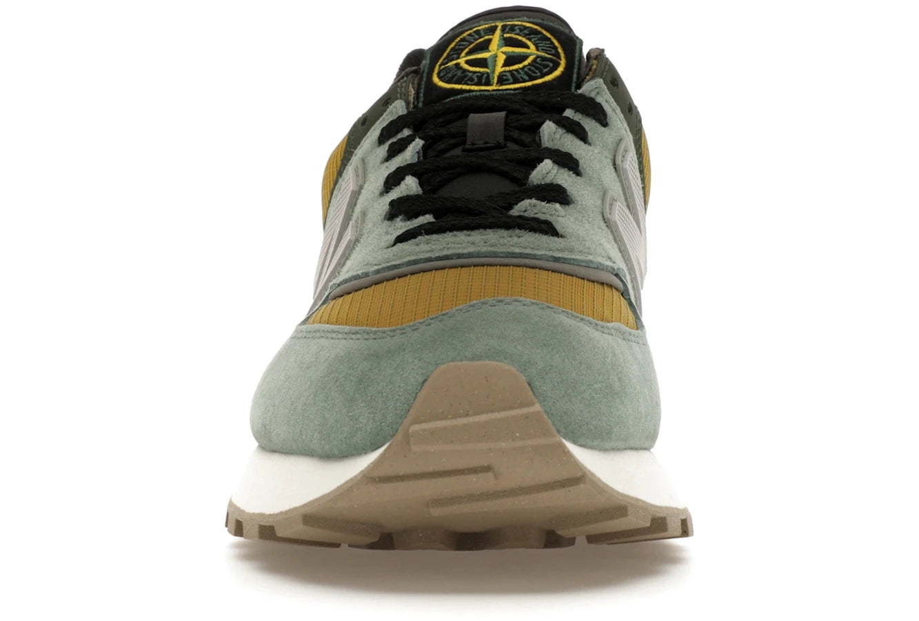 New Balance 574 Legacy Stone Island Hellgrün