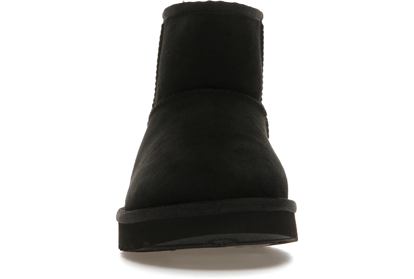 UGG Classic Mini II Stiefel Schwarz