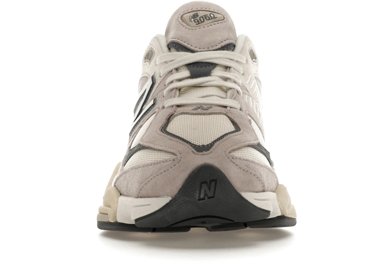 New Balance 9060 Moonrock Leinen