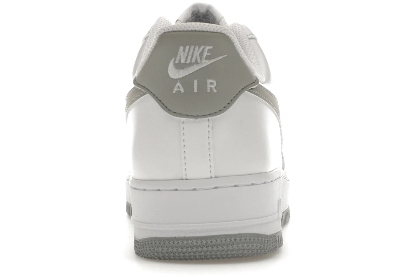 Nike Air Force 1 Low '07 Weiß Hellrauchgrau