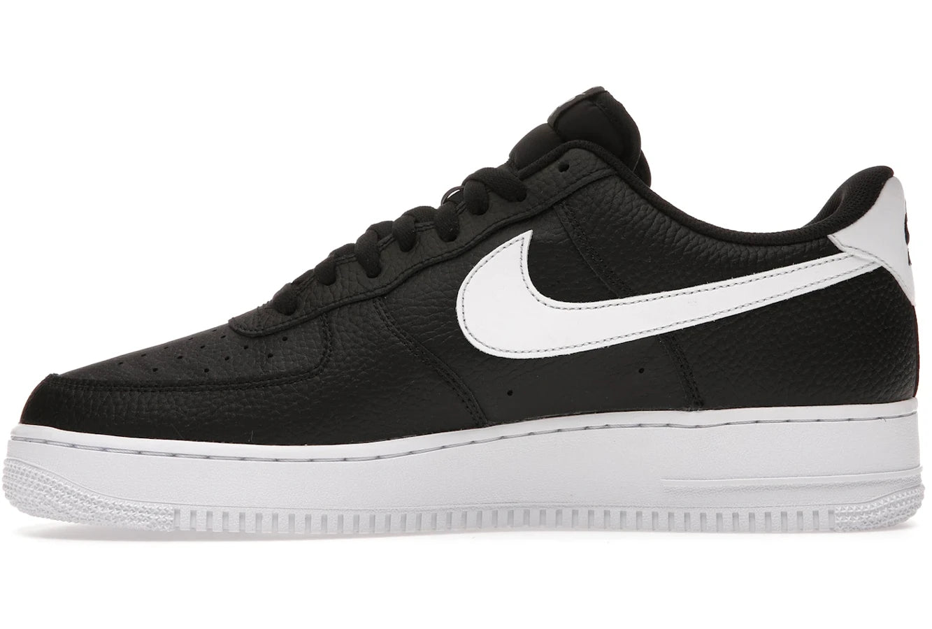 Nike Air Force 1 Low '07 Schwarz Weiß Genarbtes Leder