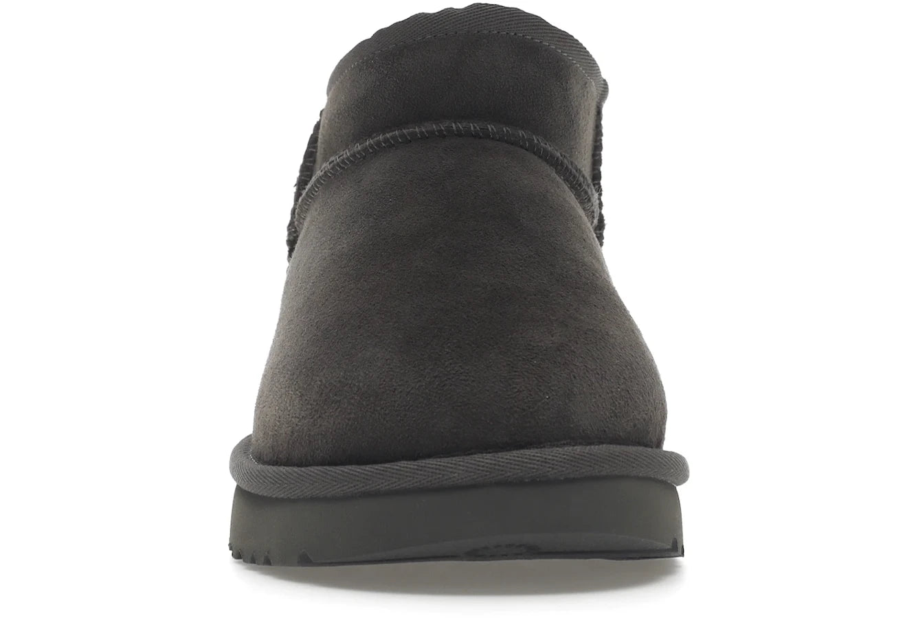 UGG Classic Ultra Mini Stiefel Grau