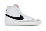 Nike Blazer Mid 77 Weiß Schwarz (Damen)