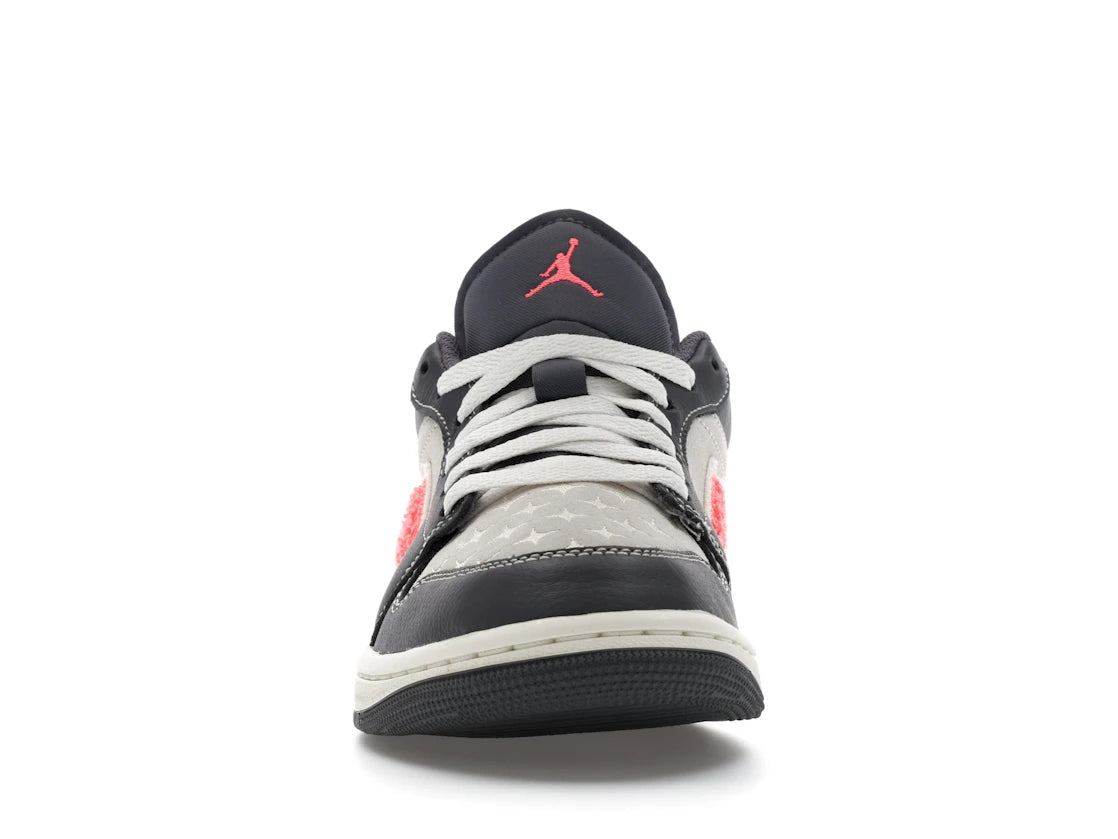 Jordan 1 Low Light Graphite Hot Punch (Damen)
