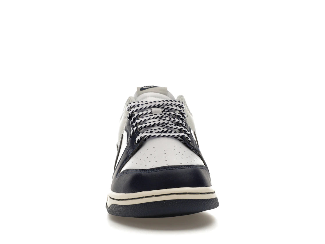 Nike Dunk Low New York Yankees