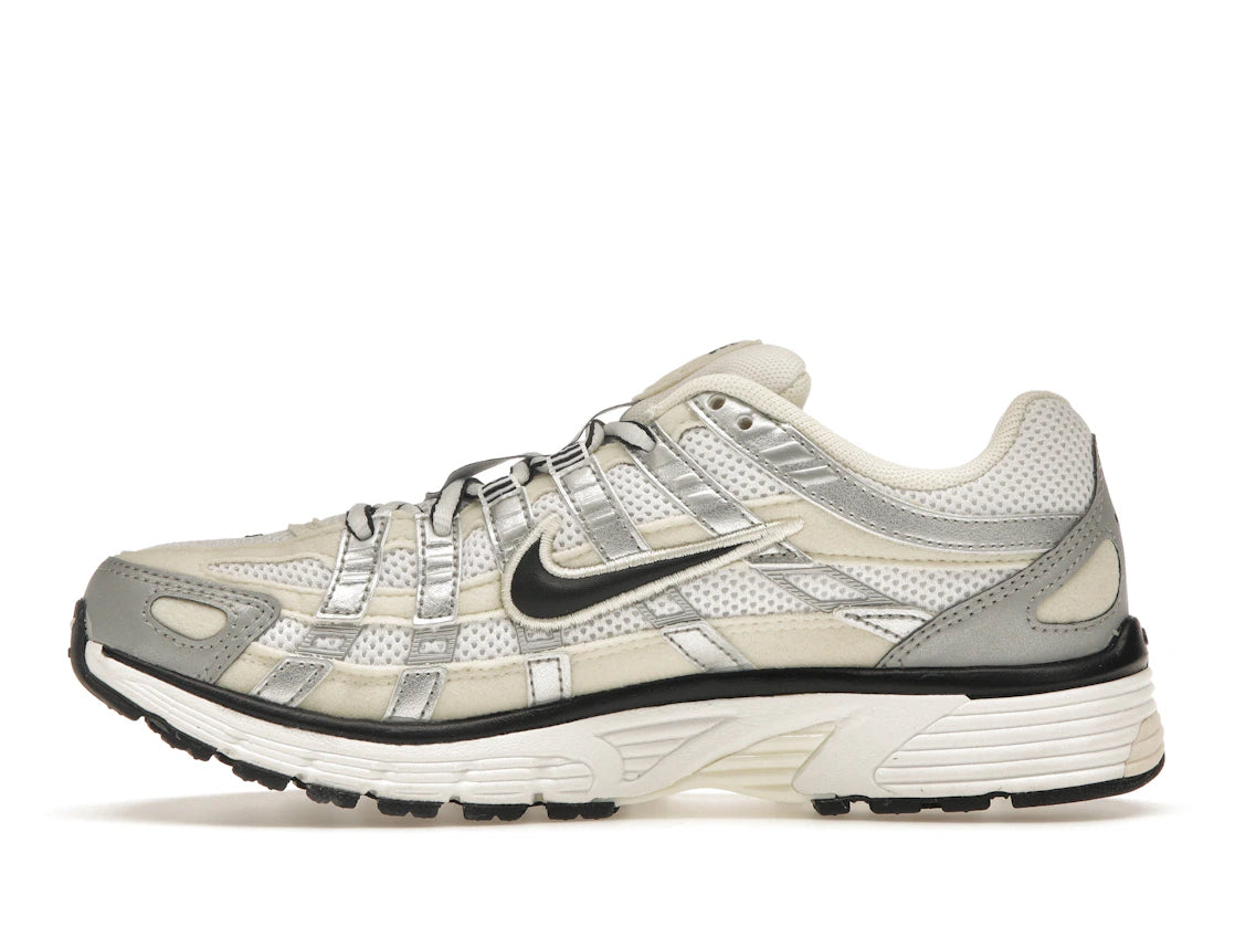 Nike P-6000 Coconut Milk Metallic Silver (Damen)